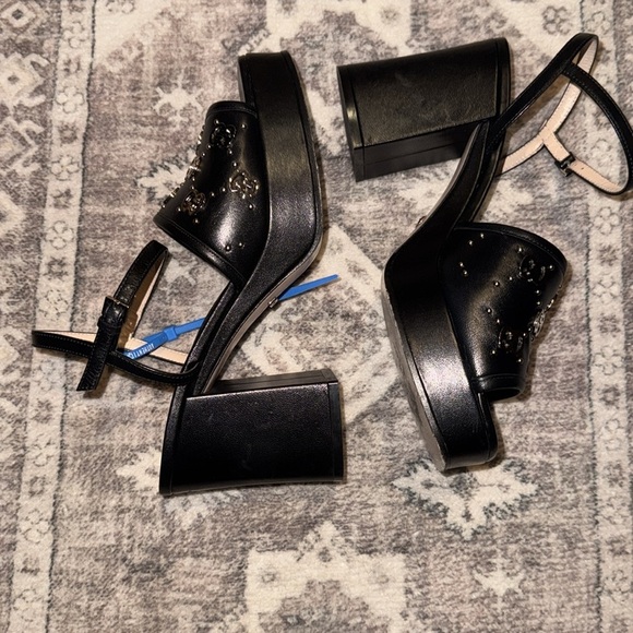 Gucci Black Studded Heels leather size 6 Authentic - Picture 6 of 11